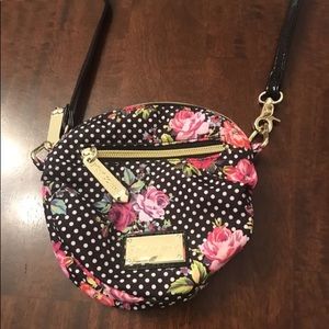 Betsey Johnson Bags - Betsey Johnson floral bag Betsey Johnson Bags - Betsey Johnson floral bag